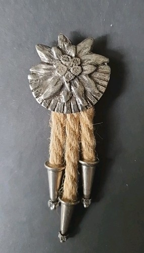 Trachtenanstecker