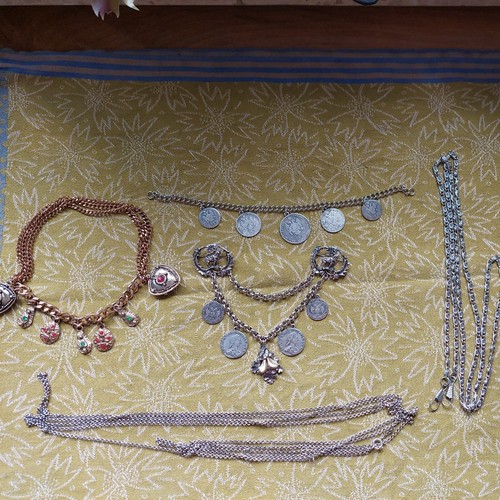Trachtenschmuck für dirndl - ,