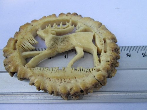 Hirschhornrosette geschnitzt